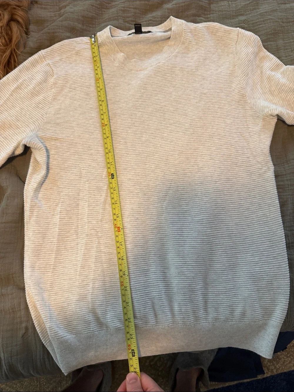 Banana Republic Lightweight Cream Crewneck Ribbed Sweater